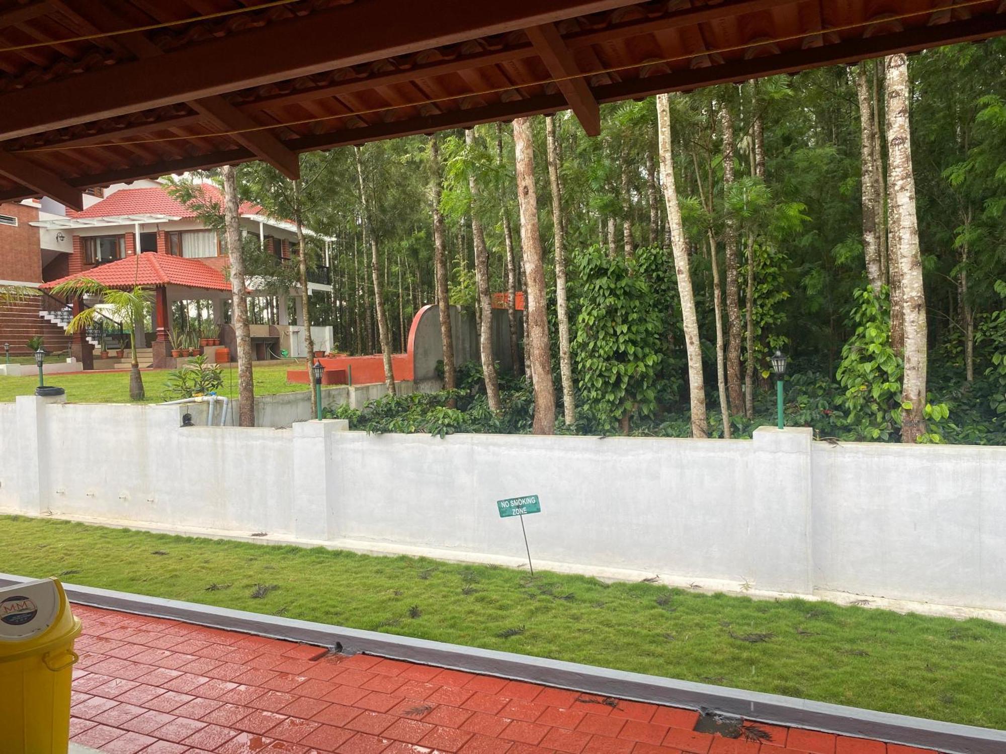Bougain Villa Chikmagalūr Exteriér fotografie