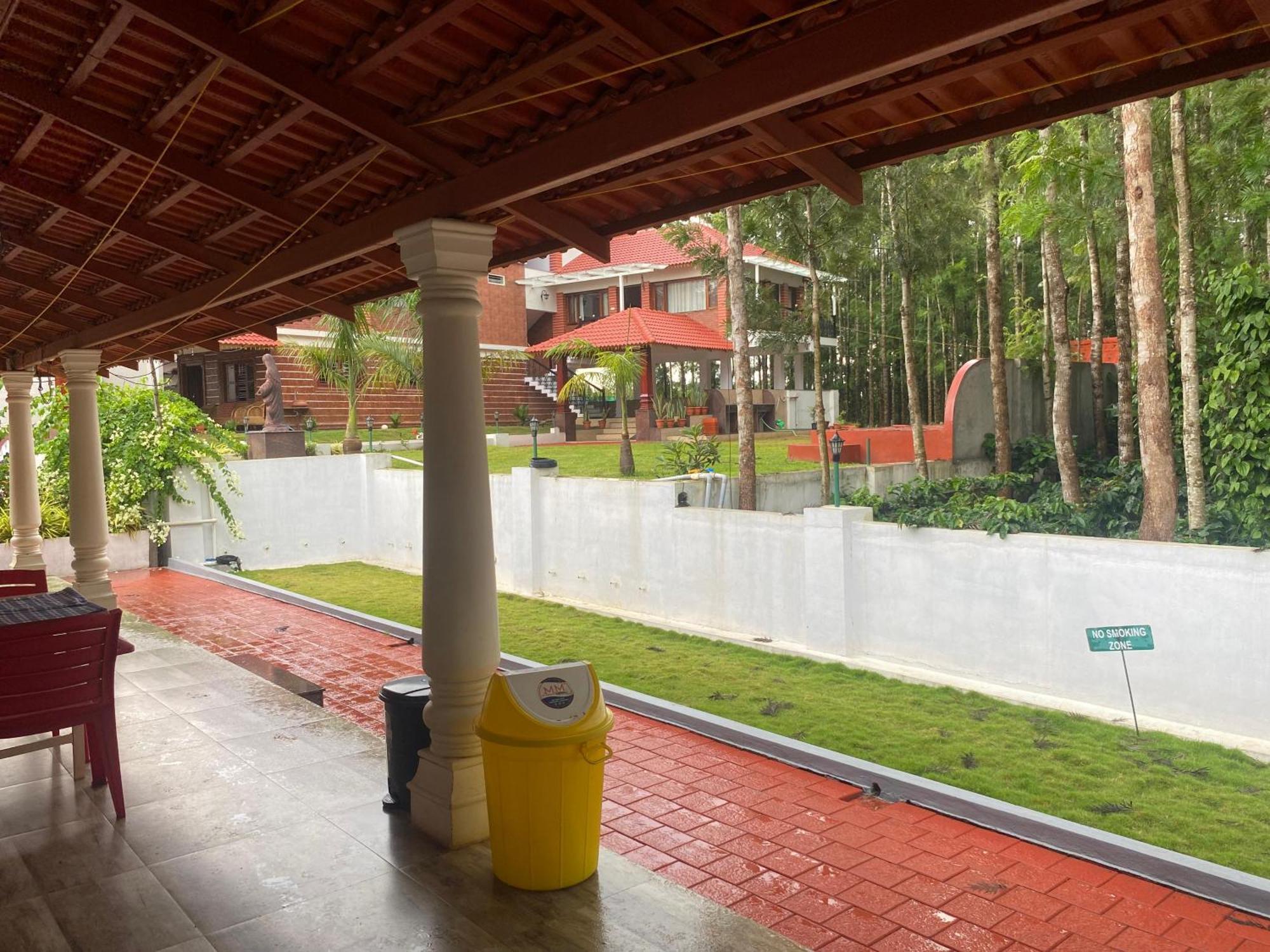Bougain Villa Chikmagalūr Exteriér fotografie