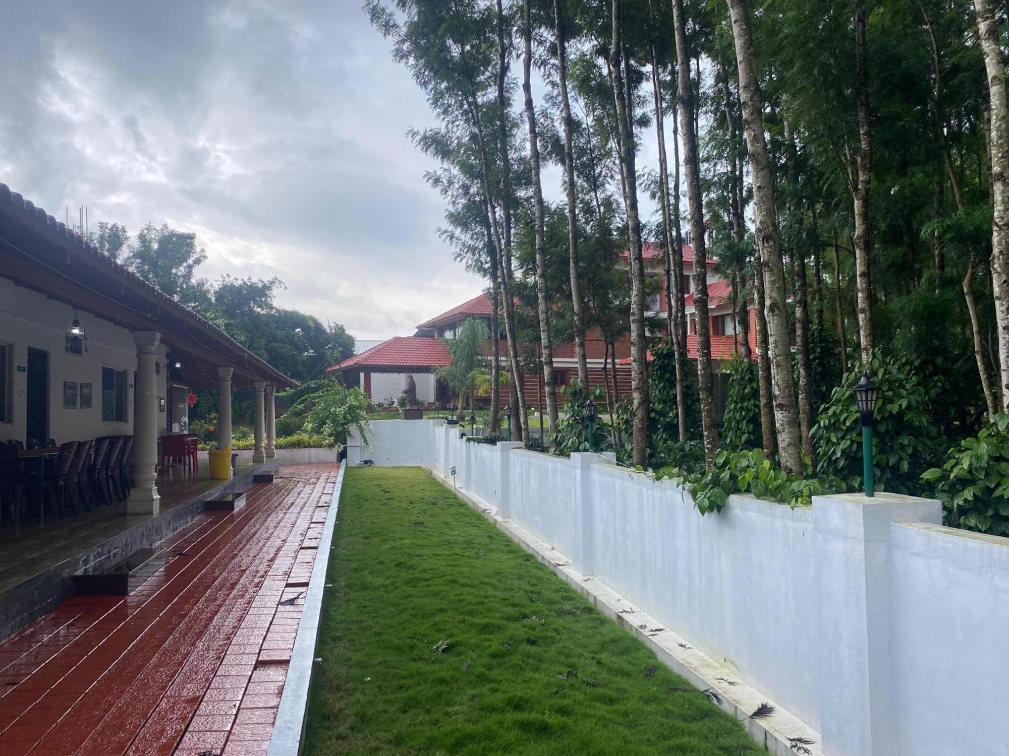 Bougain Villa Chikmagalūr Exteriér fotografie
